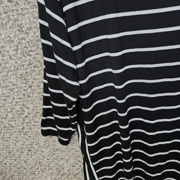 Chicos Top Womens 2 US Large Black‎ Striped Knit Scoop Neck Tee Casual Ladies - Picture 3 of 7